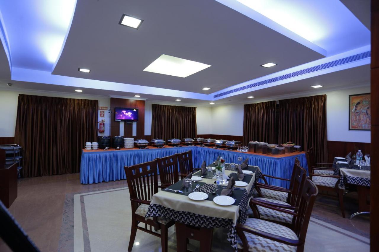 Hotel White City North Paravur Exteriér fotografie