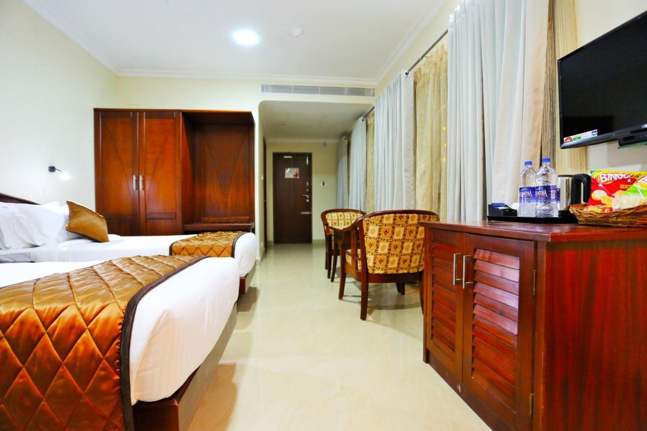 Hotel White City North Paravur Exteriér fotografie