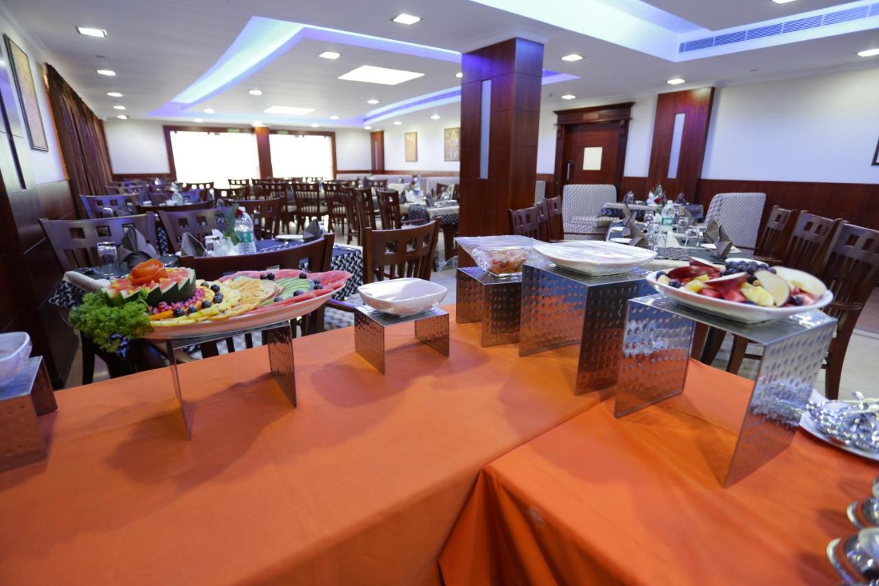 Hotel White City North Paravur Exteriér fotografie