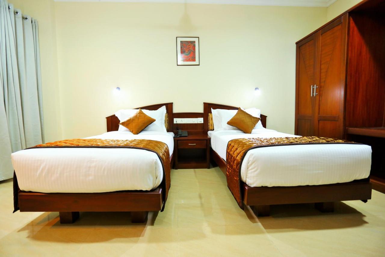 Hotel White City North Paravur Exteriér fotografie